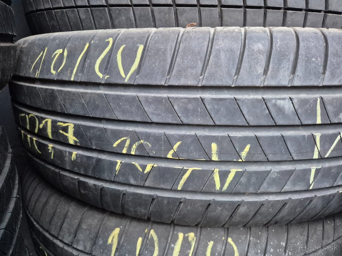 Predam letne pneu 2x 235/65R17 Bridgestone - 3