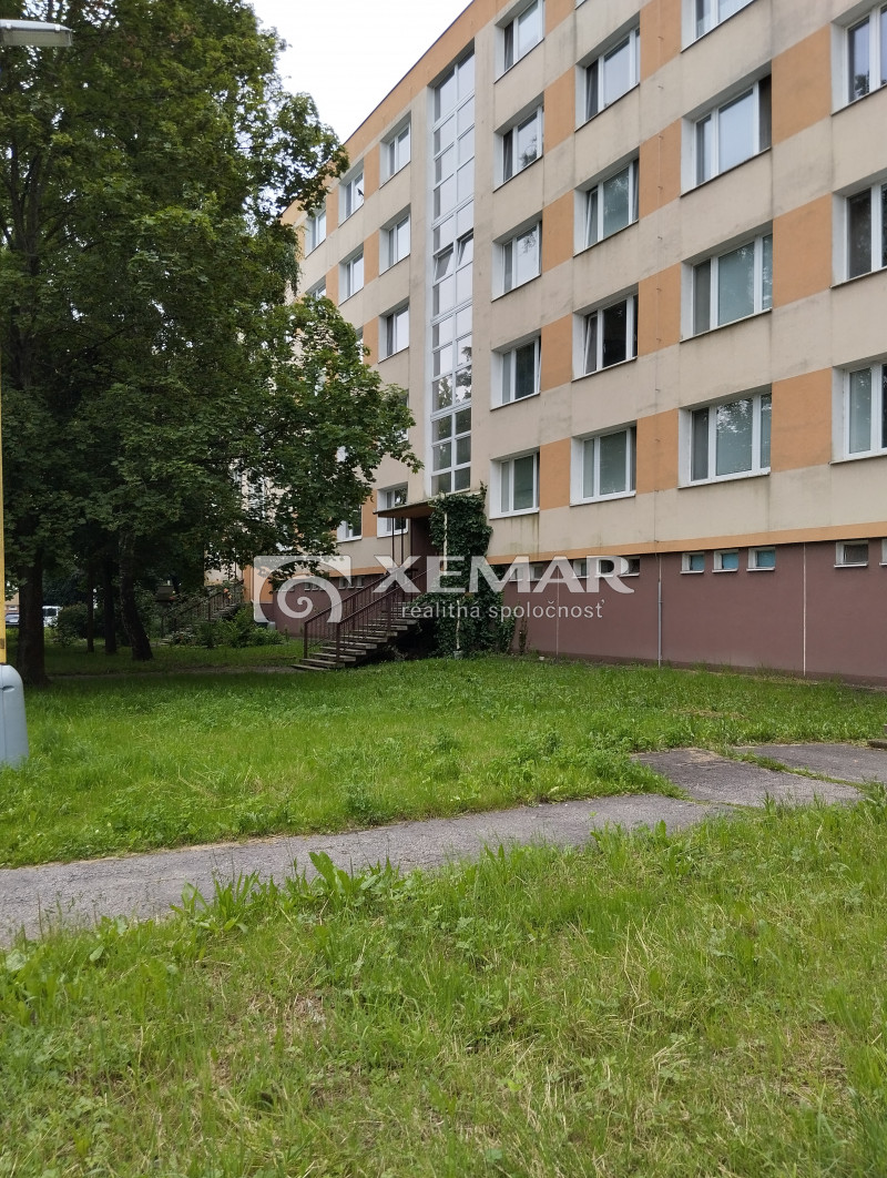 predaj 2 izbový byt Rúbanisko II Lučenec - 3