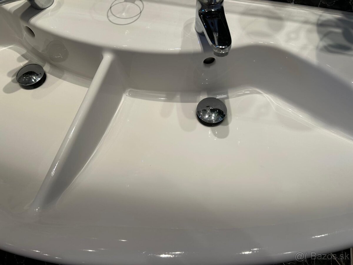 Dvojité umývadlo zo všetkým na fotke - 3