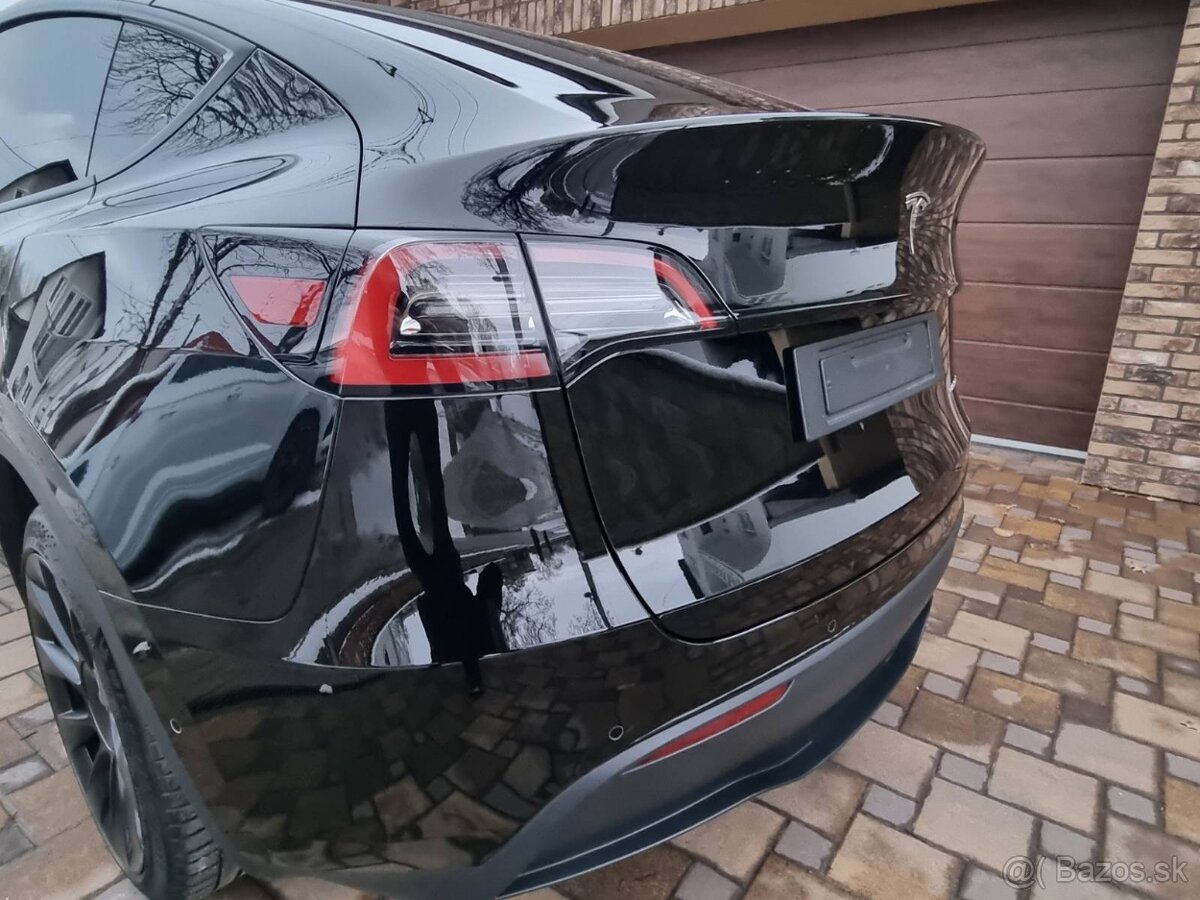 Tesla model Y Long Range naj.len 23tis km - 3
