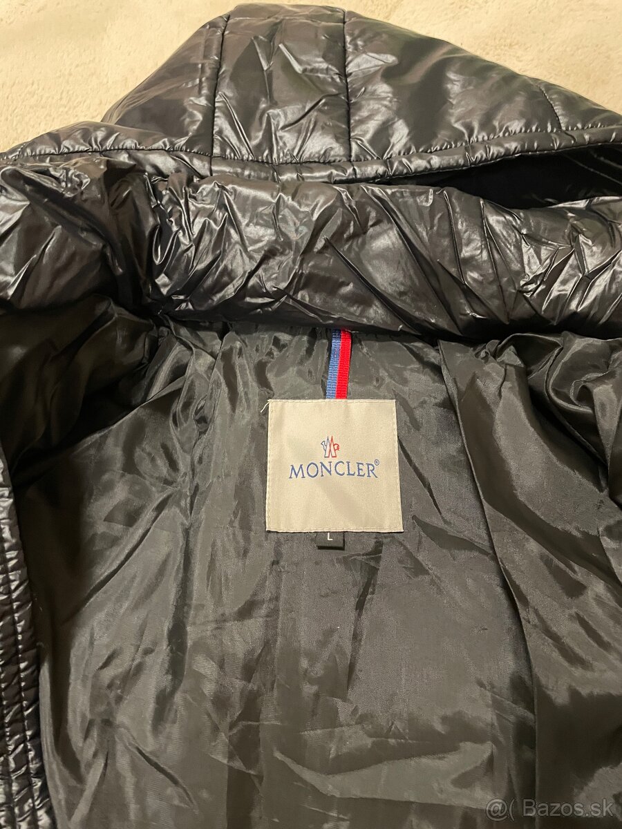Moncler čierna bunda L - 3