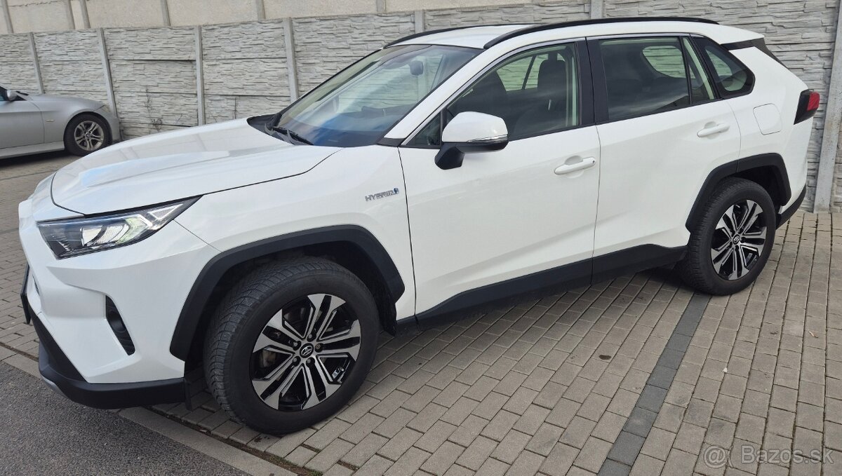 Toyota RAV4 Hybrid - 3