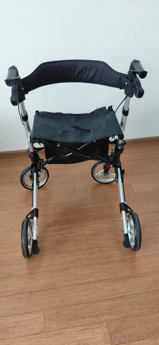 Predám rolátor/chodítko pre seniorov - 3