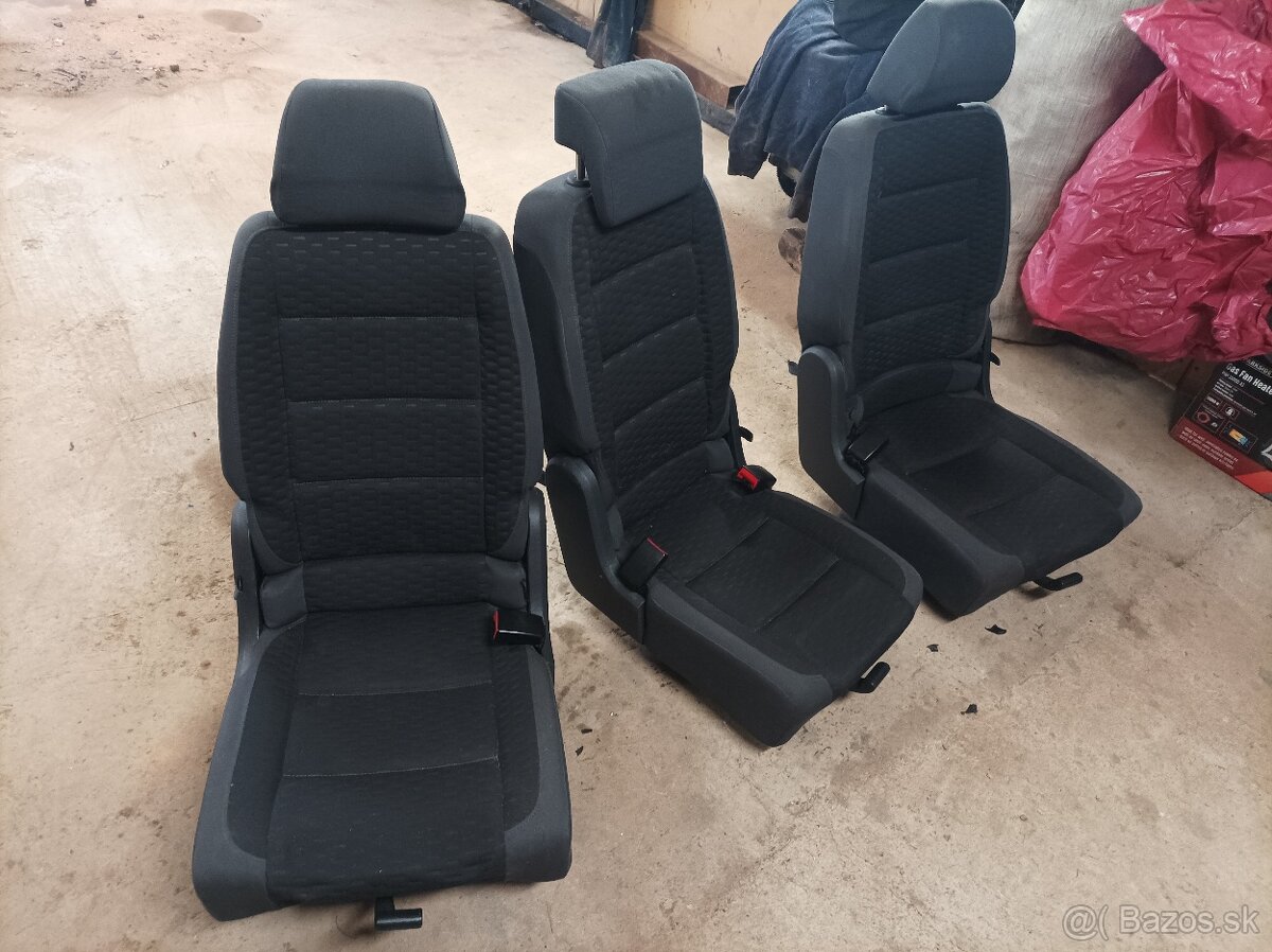 VW Touran zadné sedačky - 3