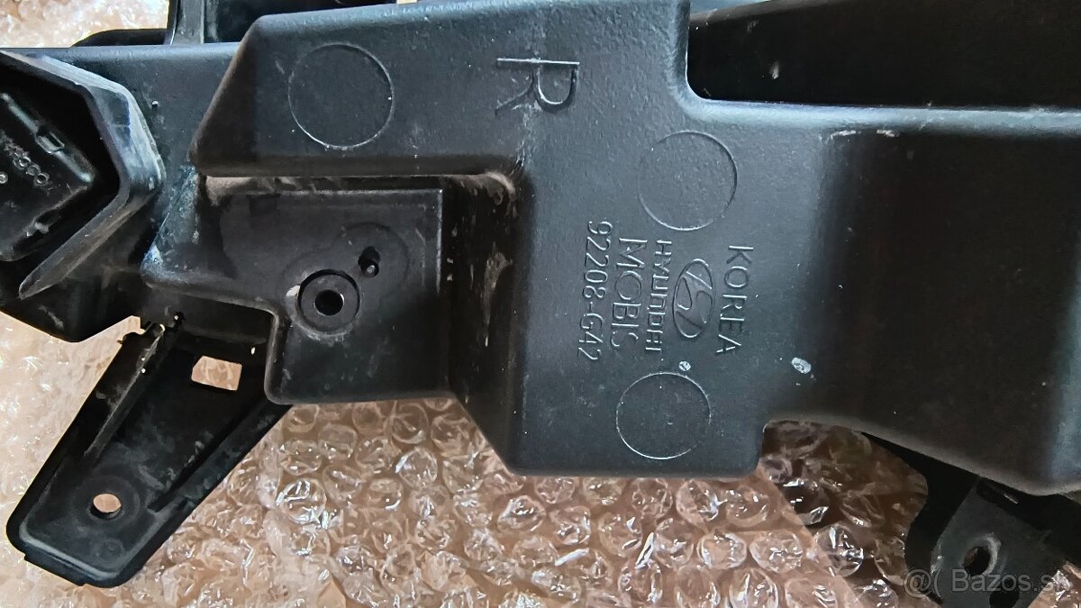 HYUNDAI i30 17- prava hmlovka - 3