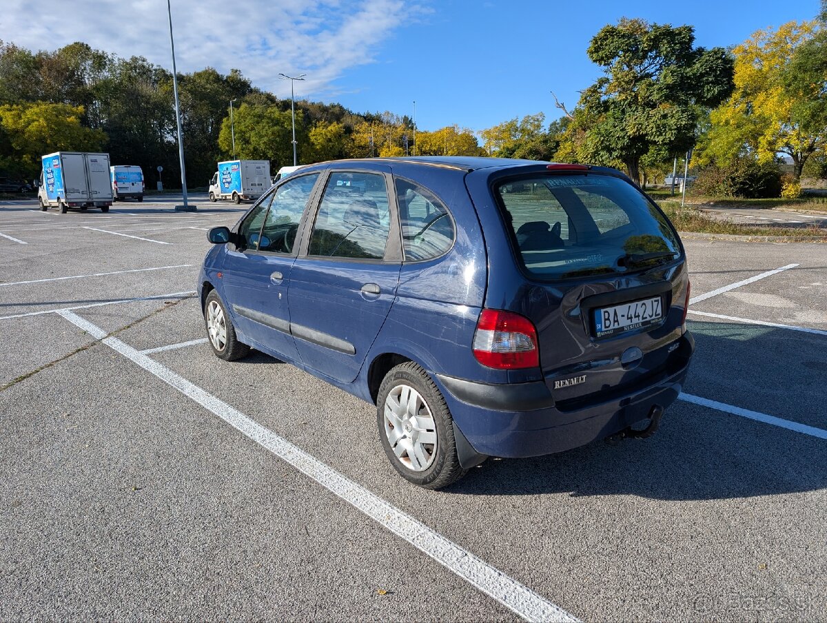 Renault Megane Scénic 1.6 - 3