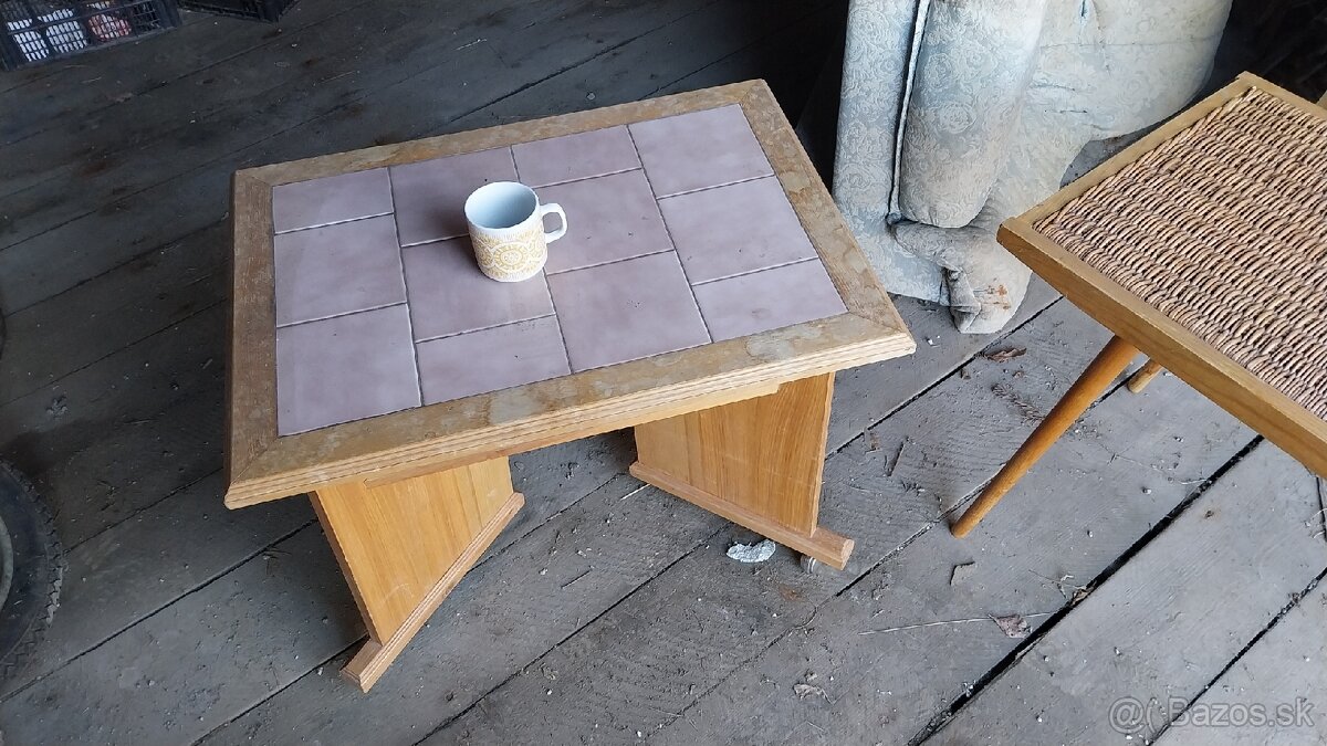 Konferencny stolik - 3