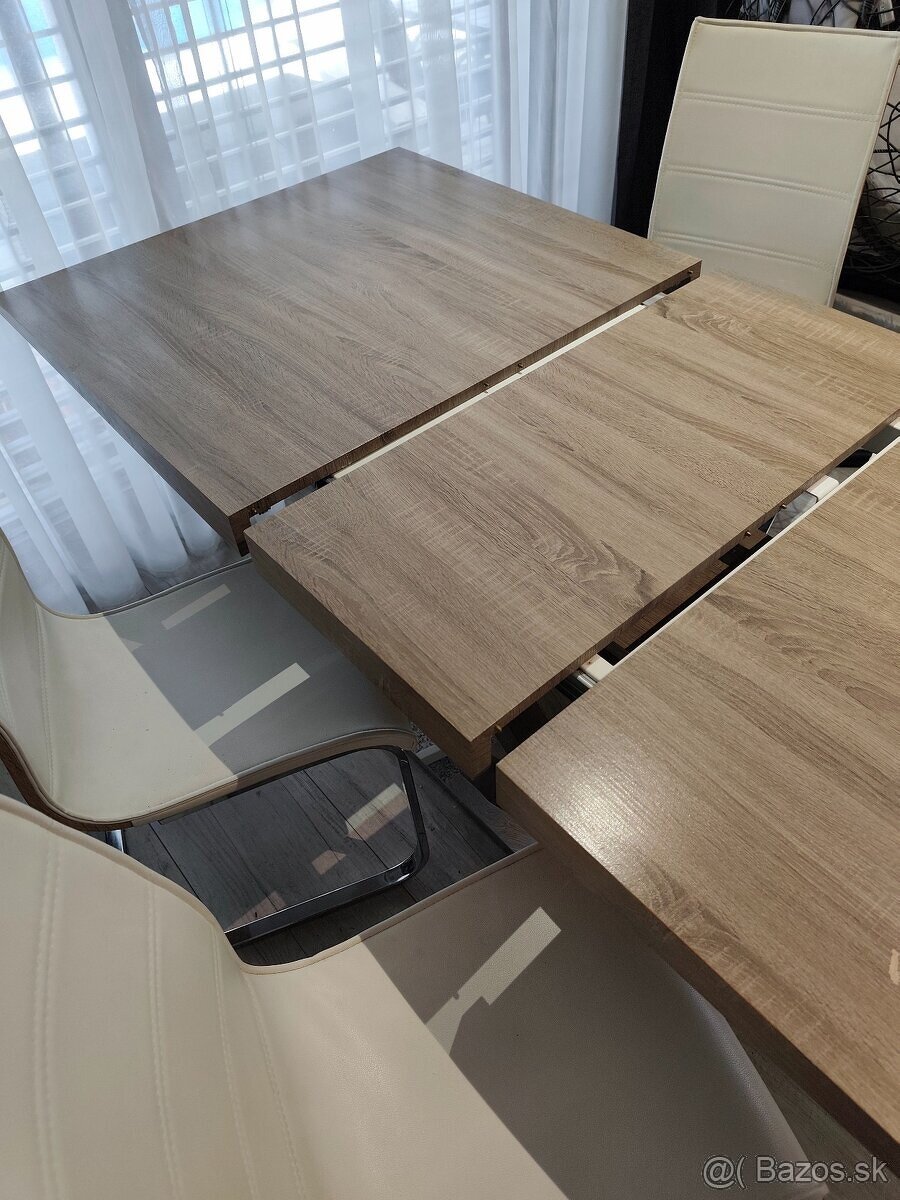 Jedálenský stôl - 3
