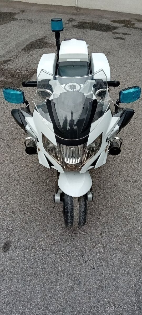 Elektrická policajná motorka BMW R 1200RT - 3