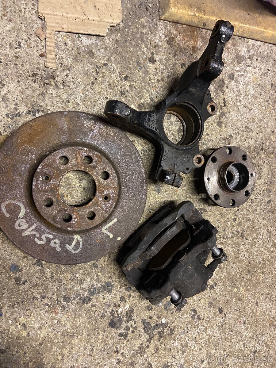 Opel Corsa D 2009 rozpredam - 3