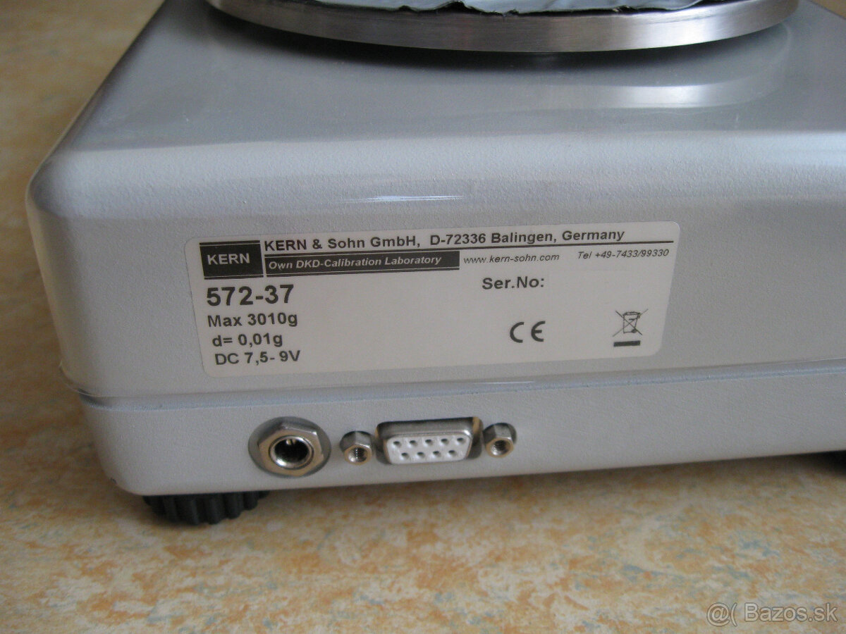 Laboratorna digitalna vaha Kern 572-37 - 3