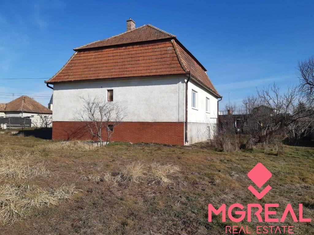 4izbový rodinný dom Veľký Kýr - 3