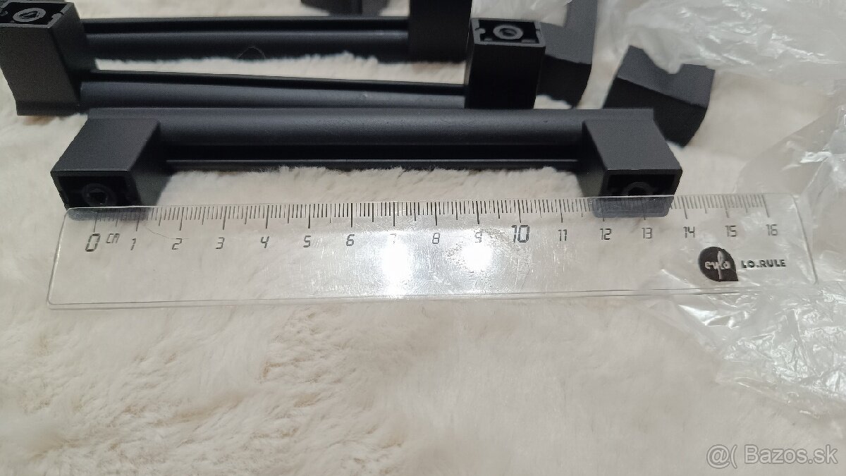 Čierne uchytky / madlá na skrinky / nábytok 10 kusov nové - 3