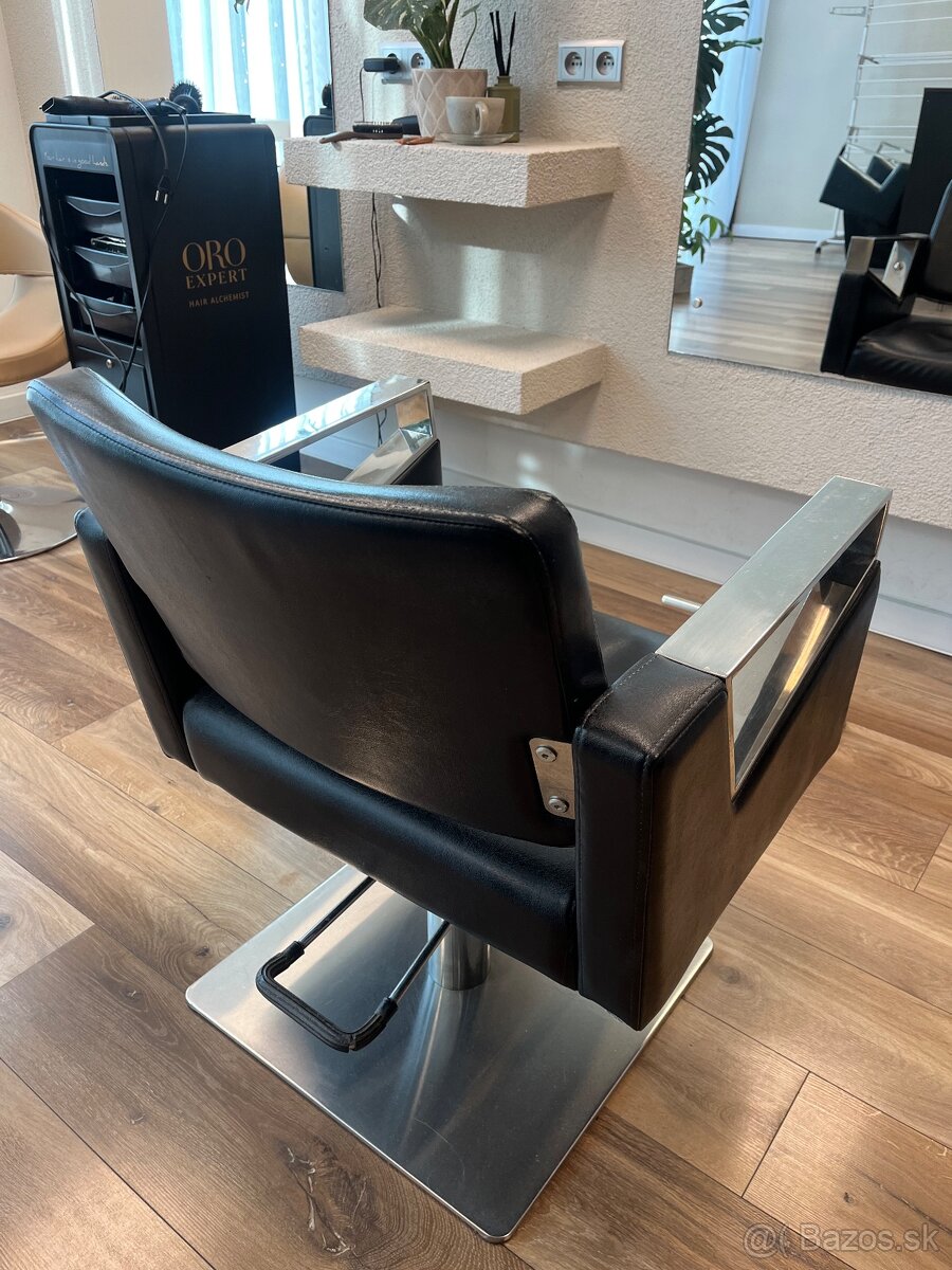 Kadernícke kreslo - 3