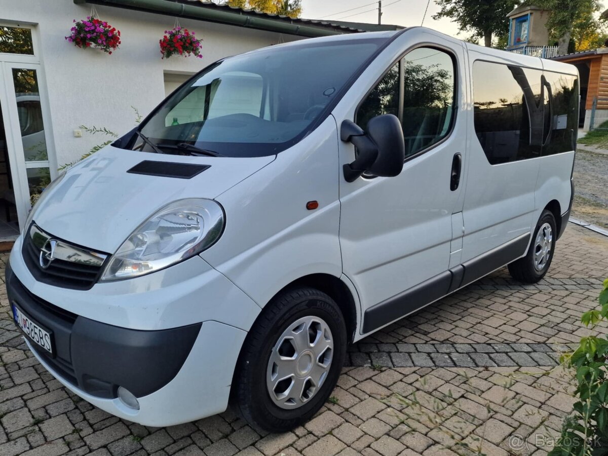 Opel vivaro - 3