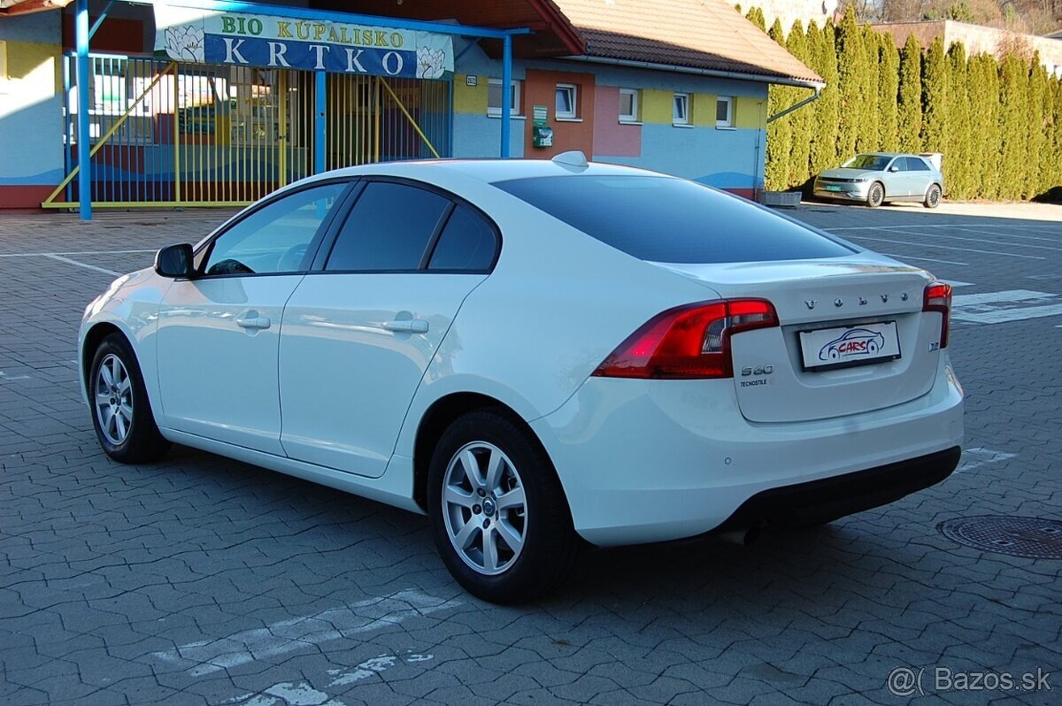 Volvo S60 - 3