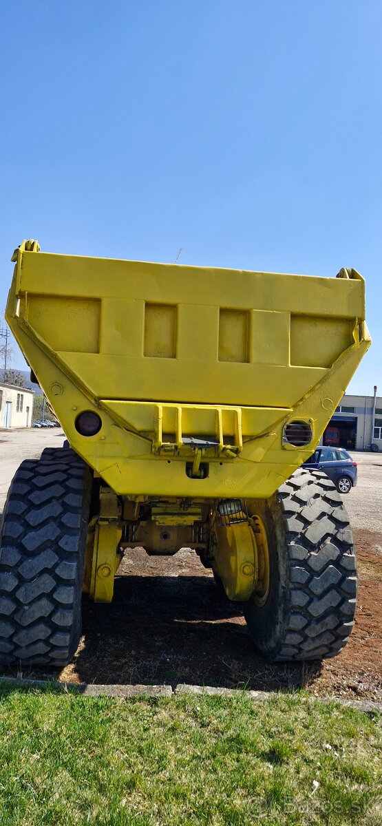 Dumper Komatsu 300 - 3