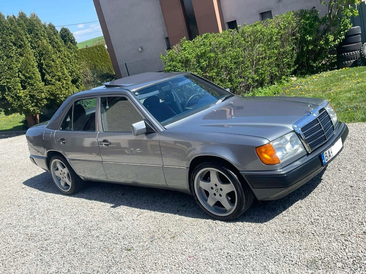 Mercedes W124 - 3