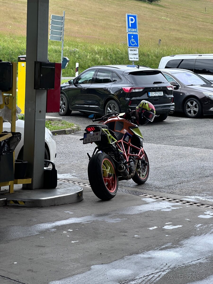 Ktm superduke 1290 - 3