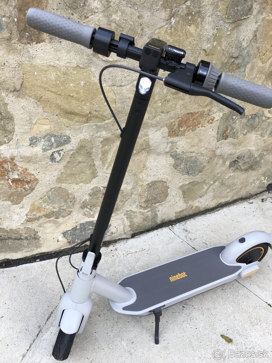Ninebot KickScooter Max G30LE - 3