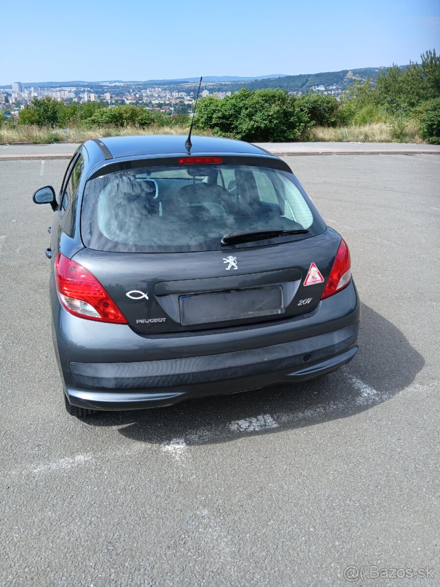 207 1,4i - 3