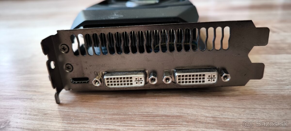 Grafická Karta asus GTX 560 Ti - 3