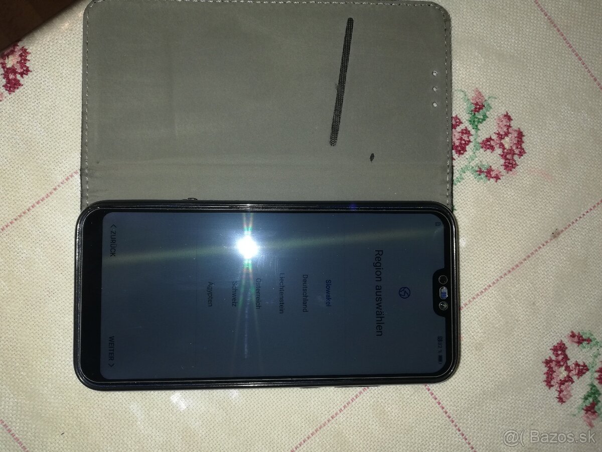 Predám mobil Huawei P20 lite - 3