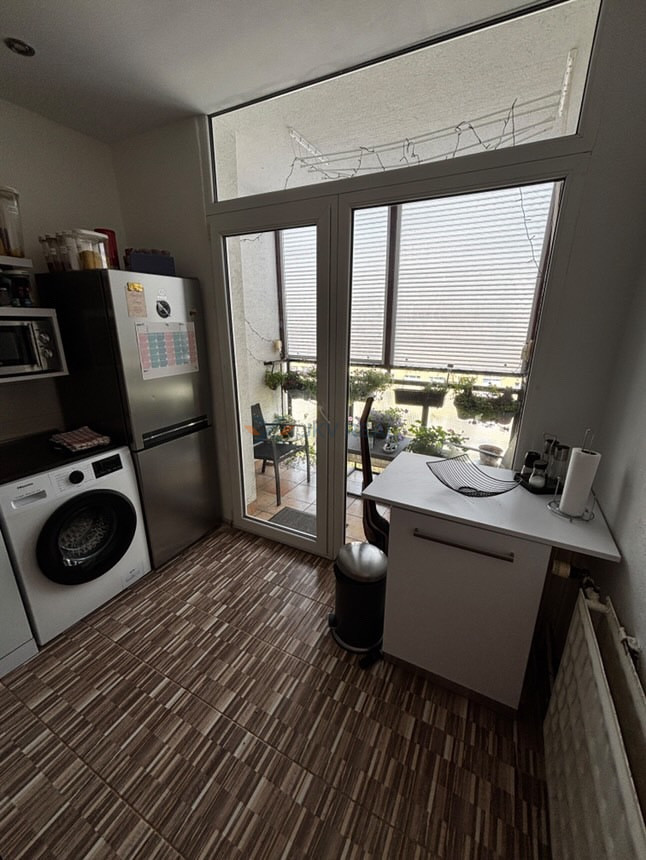 Prenajmeme veľký 3 izbový byt v Prievidzi na Zapotôčkach. - 3