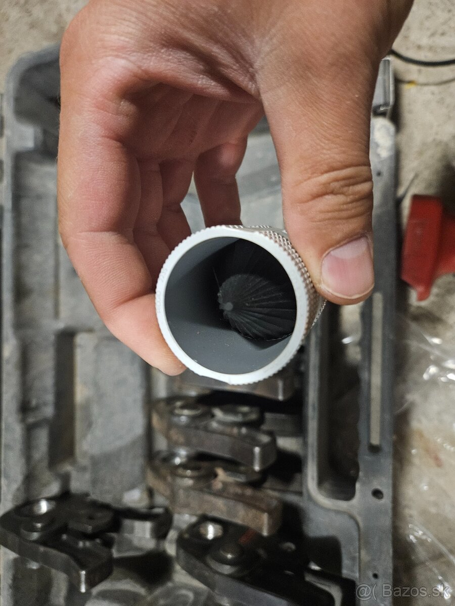 Lisovacie kleste Ridgid RP 330+v celuste - 3