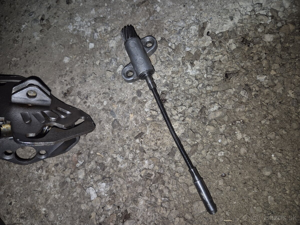 Náhradné diely - 3