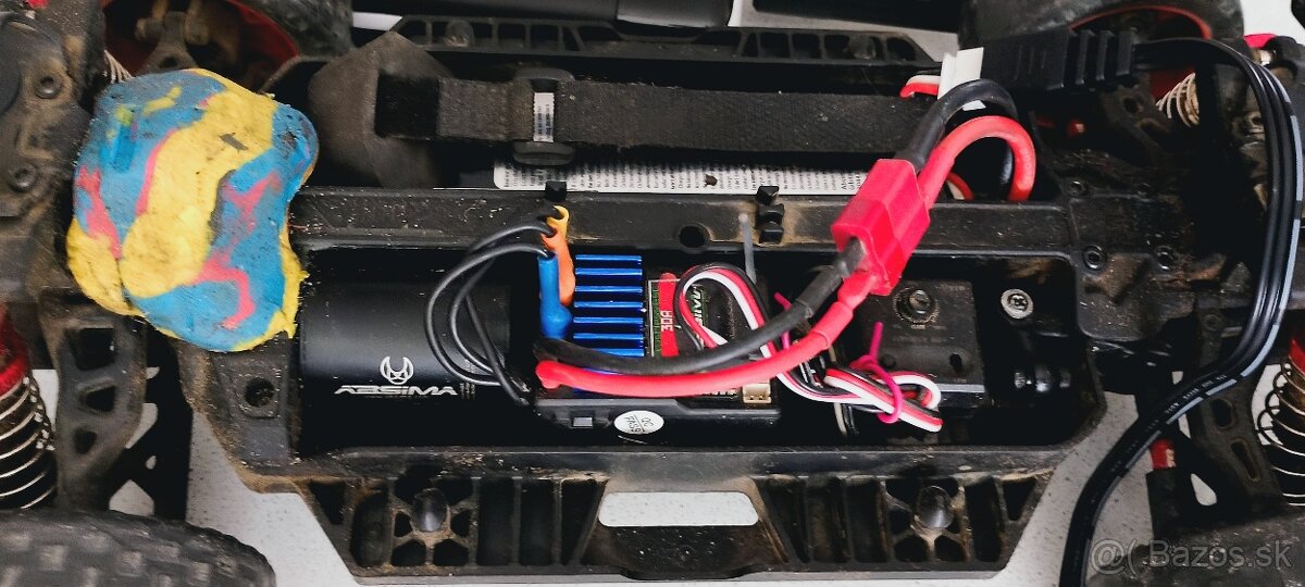 RC model Arma Mojave 1:18 - 3