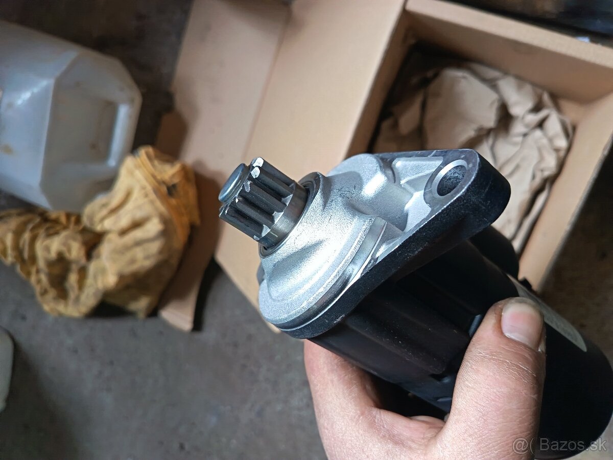 Nový štartér octavia 2 1.9tdi - 3