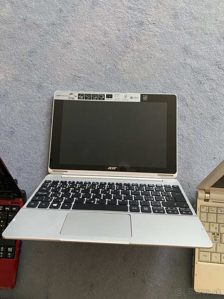 Staré notebooky a tablet – Samsung, Acer – na diely / opravu - 3