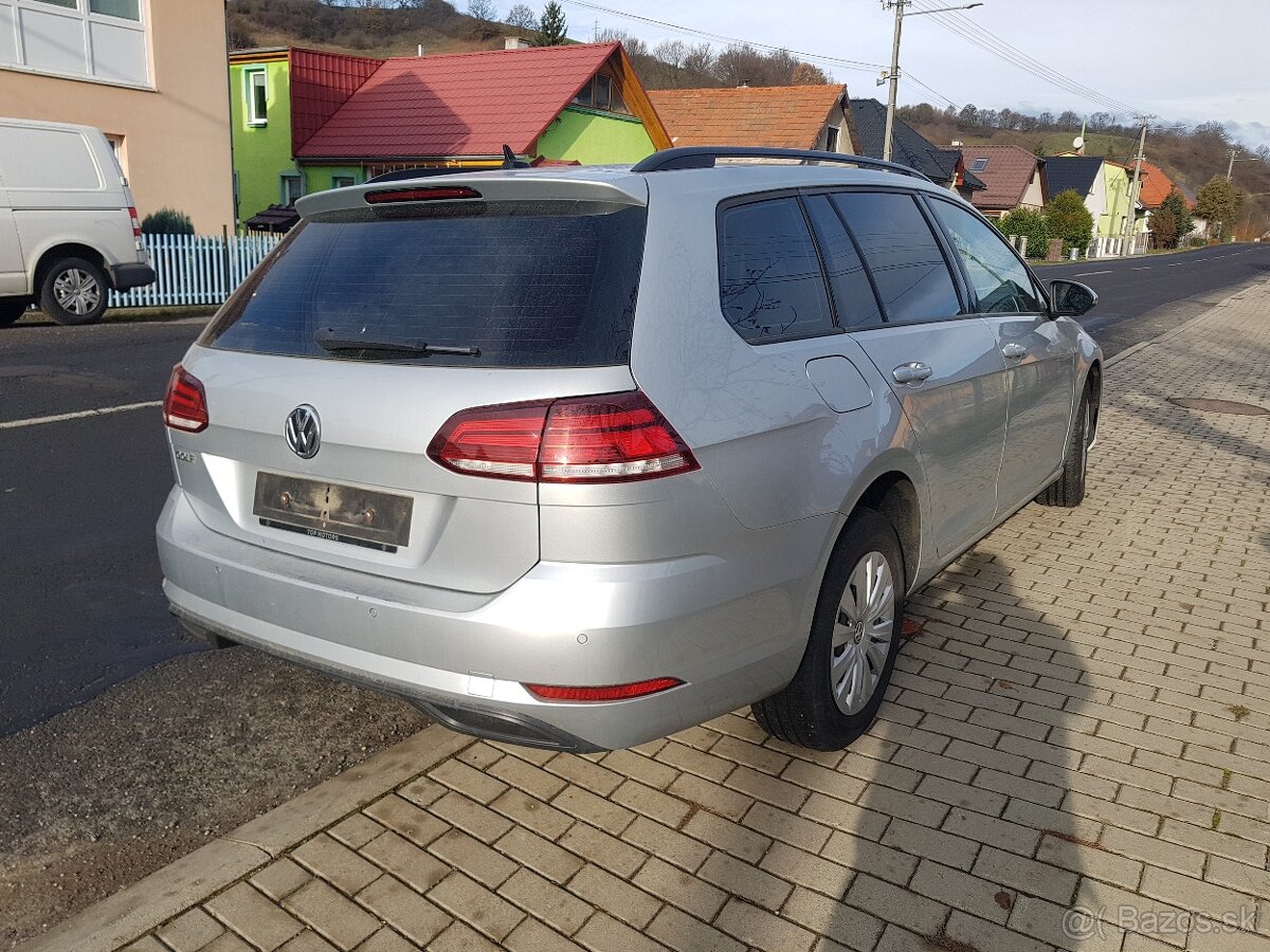 Predám Golf 7 Variant 1,6TDI 85kW manuál - 3