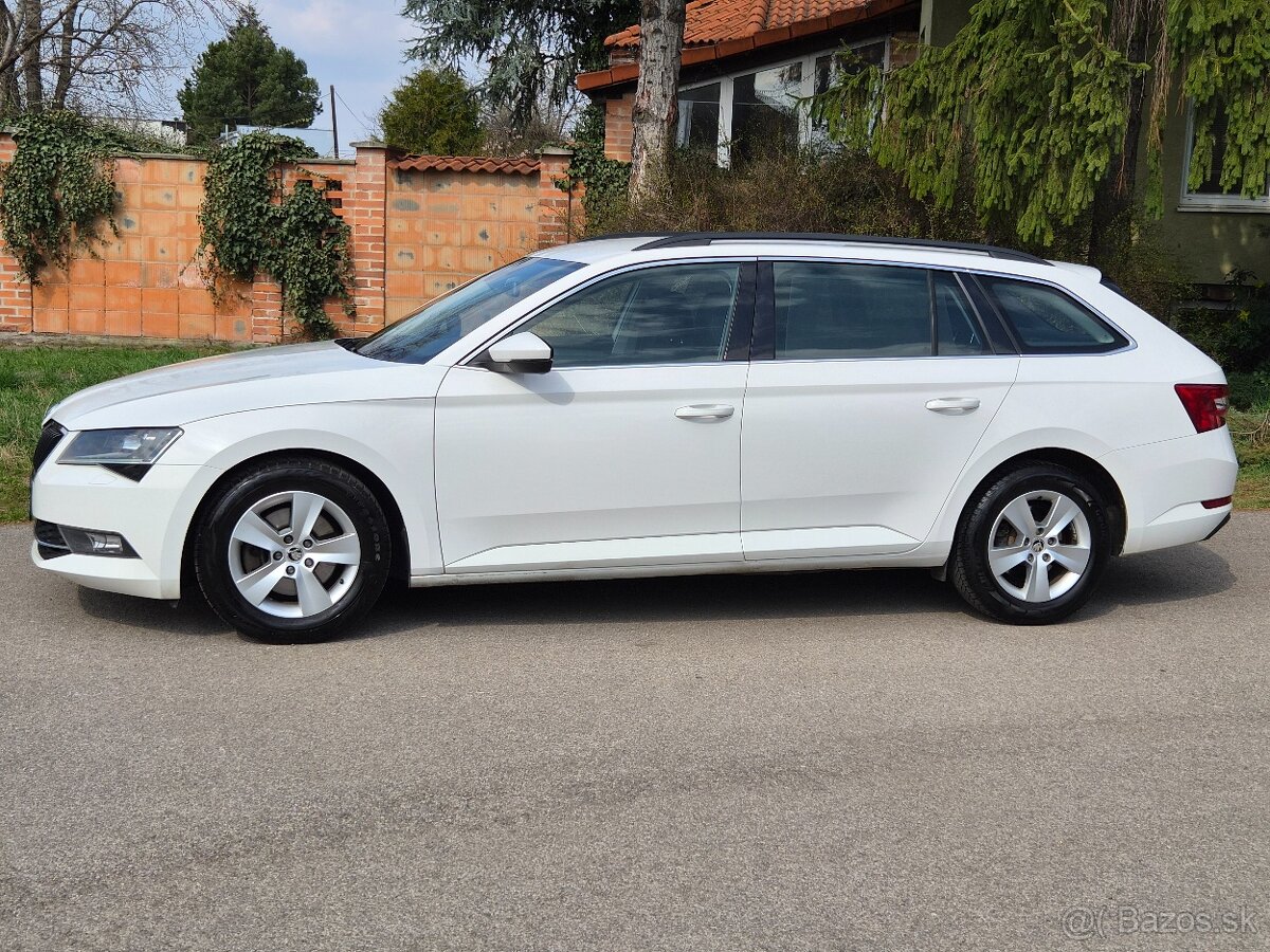 Škoda Superb Combi 1.6 TDI Ambition - 3