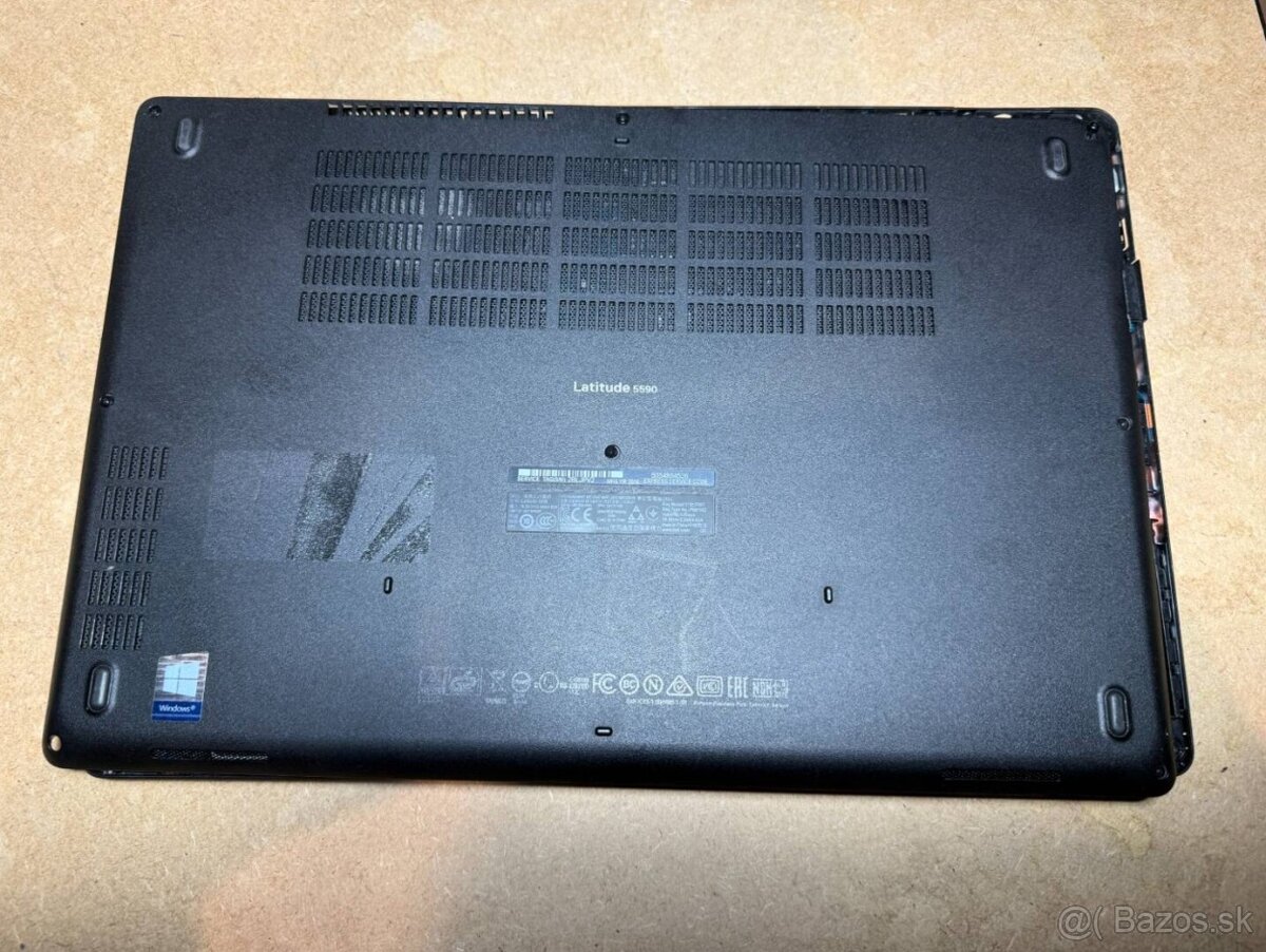 redám notebook Dell 5590 na diely alebo opravu. - 3