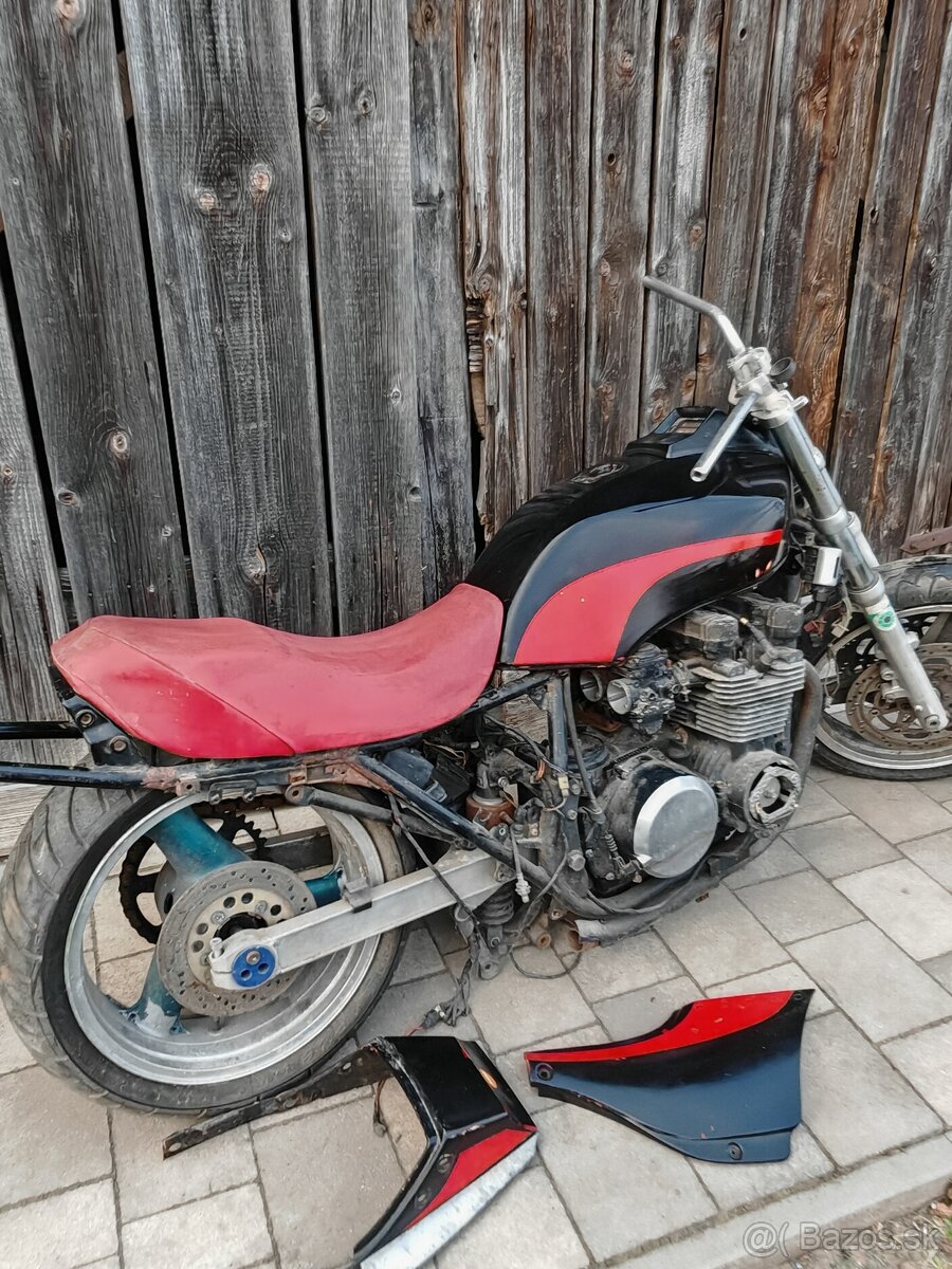 Kawasaki 750 - 3