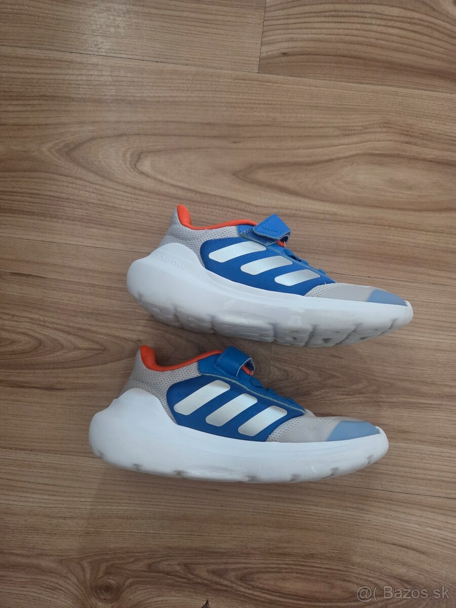 Tenisky adidas - 3