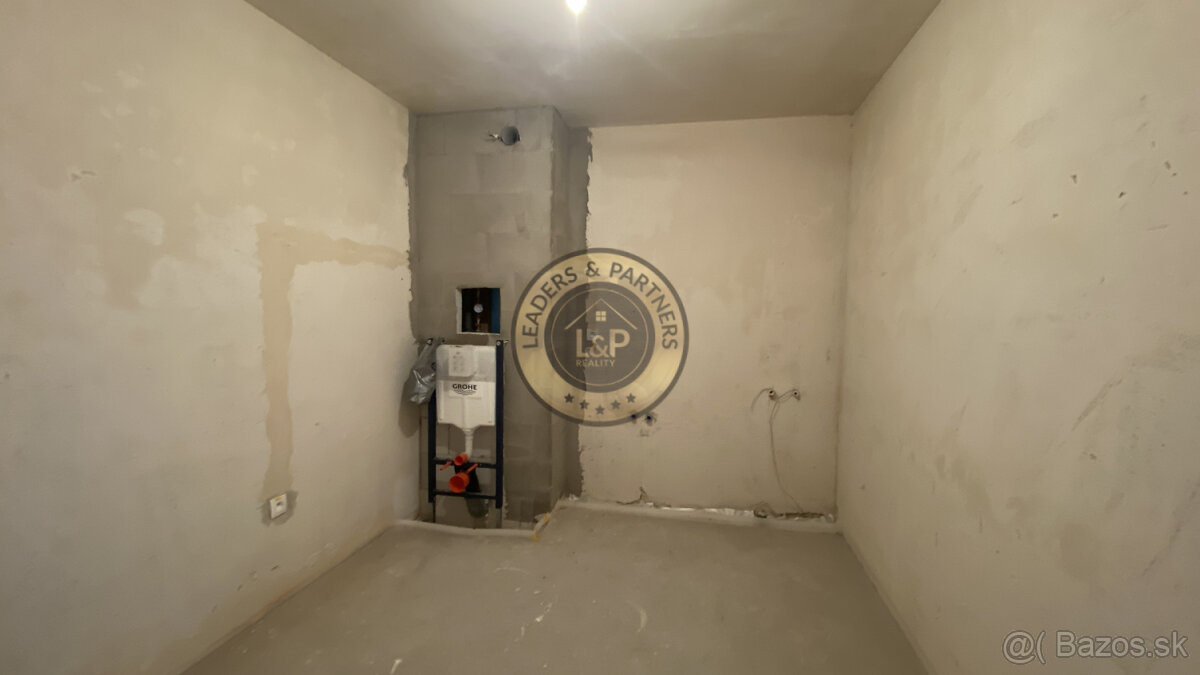 NA PREDAJ: 2-izbový HOLOBYT na kľúč ideálny pre Airbnb - 3