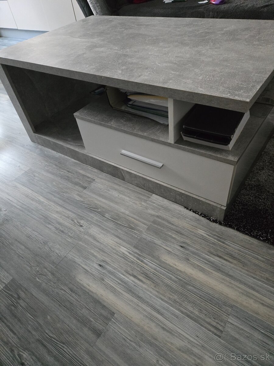 Konferenčný stolík - 3