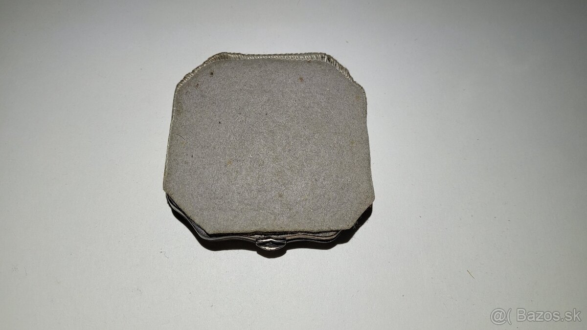 Starozitna strieborna pudrenka - 3