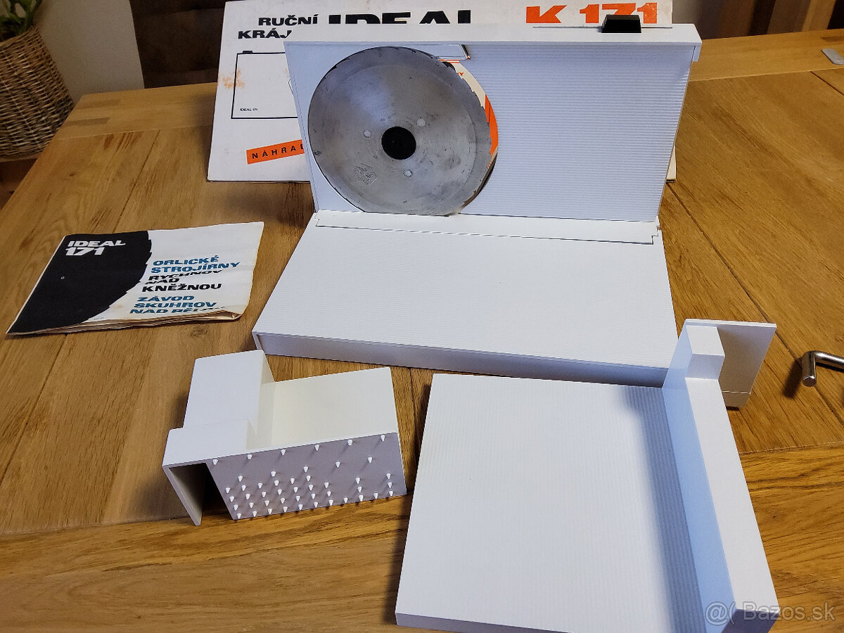 retro funkčný ručný krájač Ideal K 171 - 3