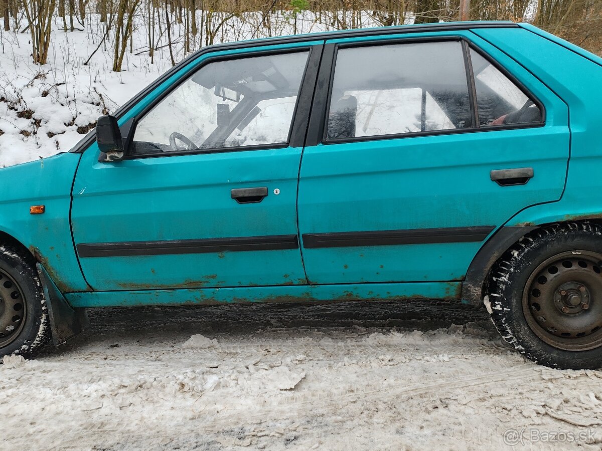 Škoda favorit 1.3 - 3