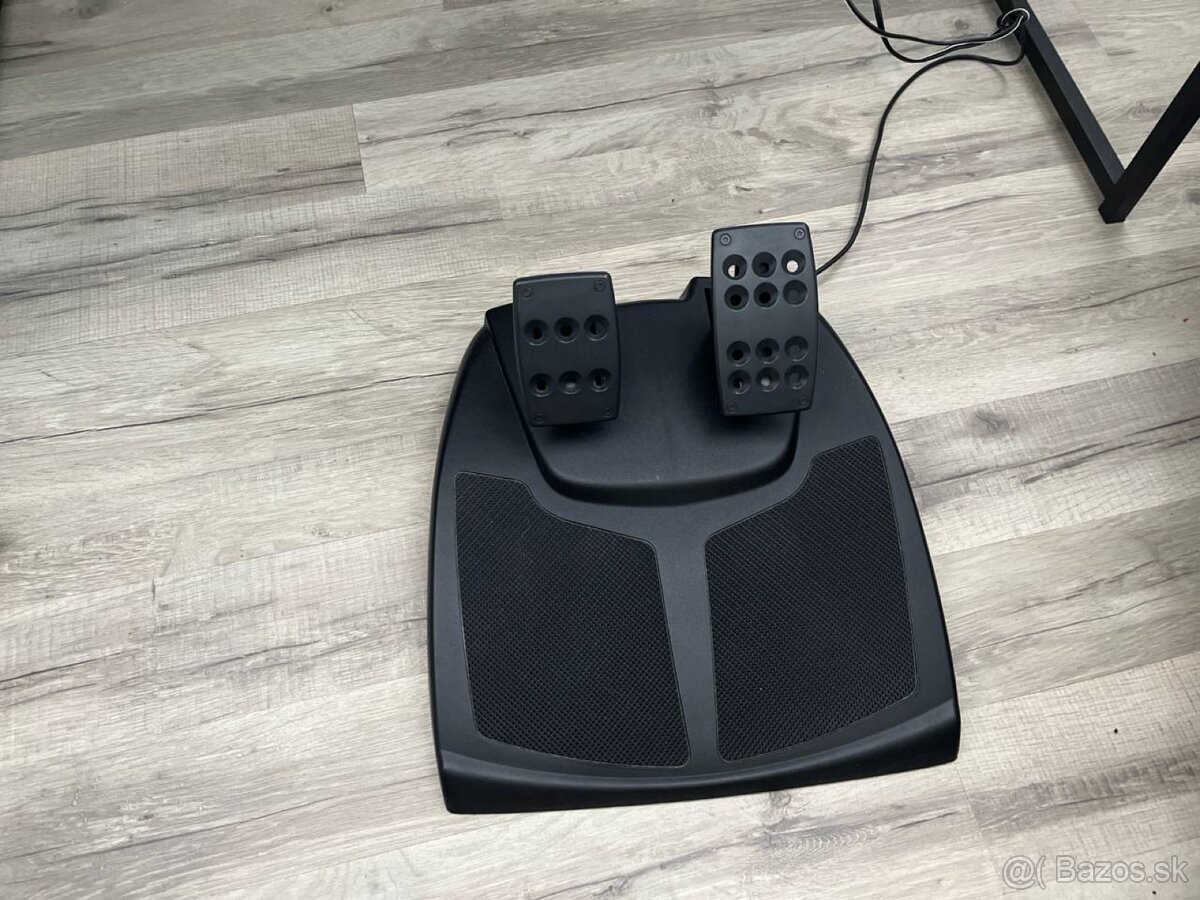 Herný volant Thrustmaster - 3