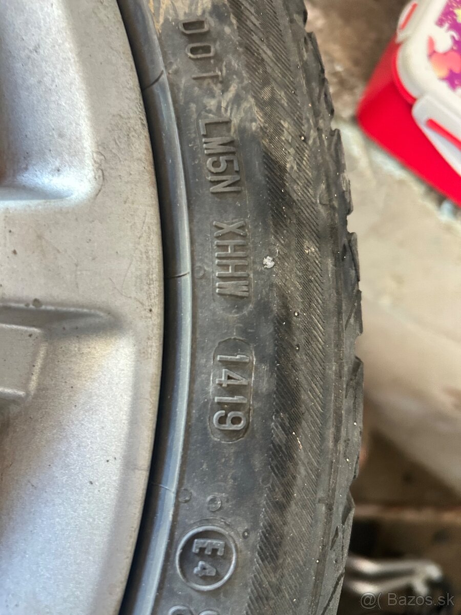 Elektróny Octavia RS 18. 225/40R18 - 3