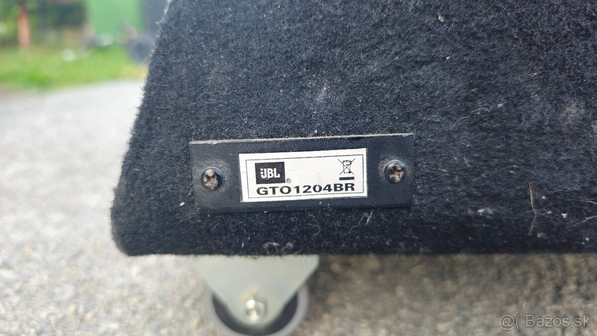 Predám subwoofer JBl so zosilňovačom - 3