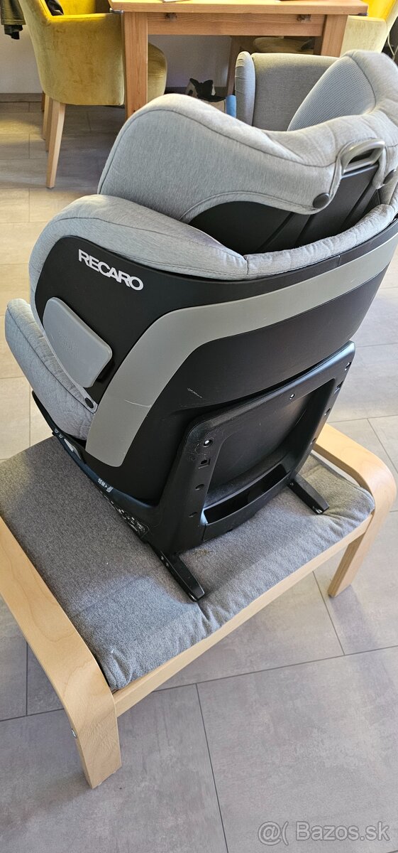 Recaro salia - 3