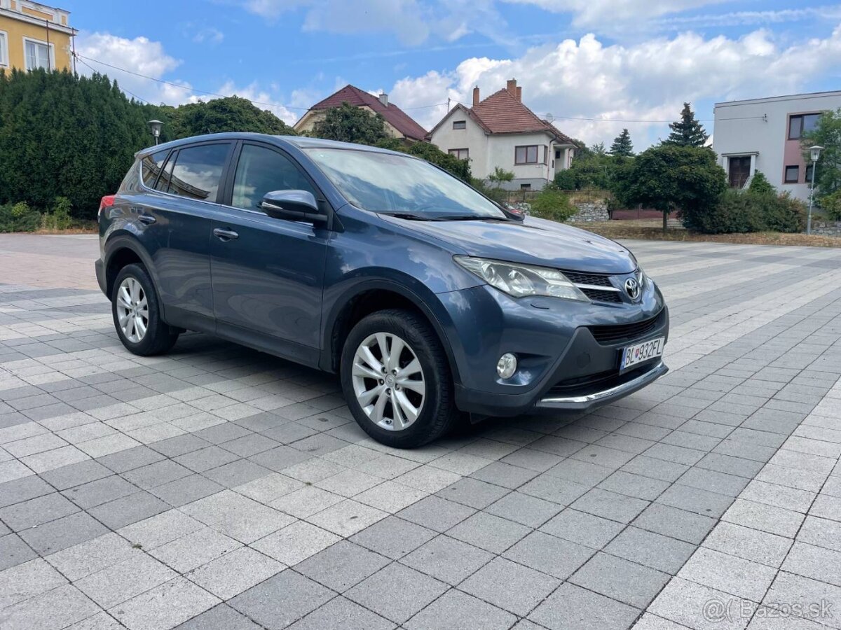 Toyota RAV4 2.2 l D-4D Premium - 3