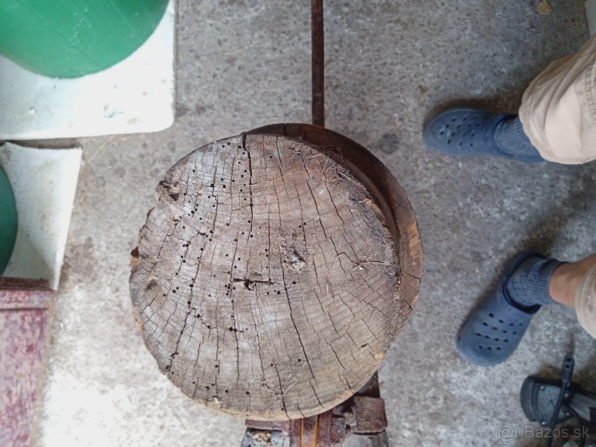 Starý drevený nastroj - 3