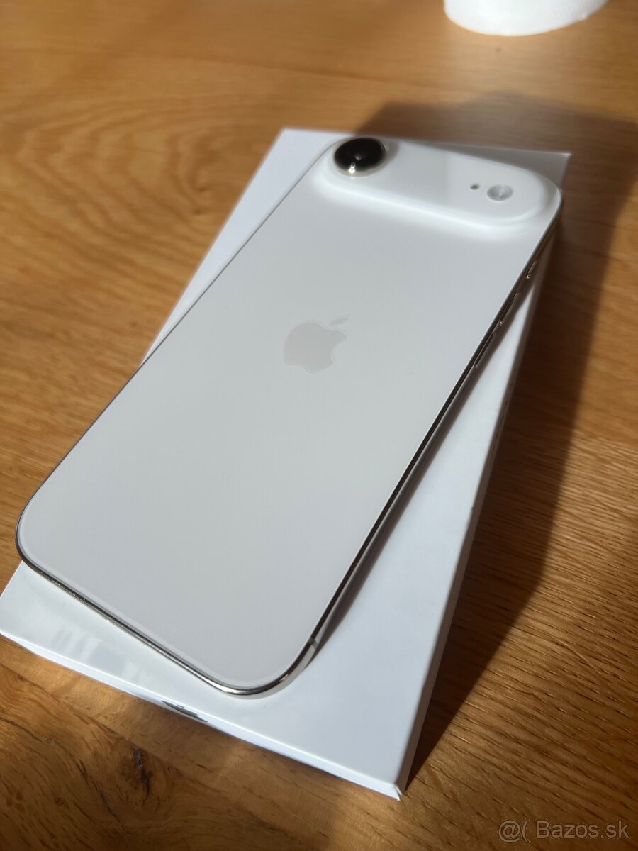 IPHONE AIR 256GB GOLD - 3